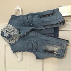 Candie’s denim vest jacket